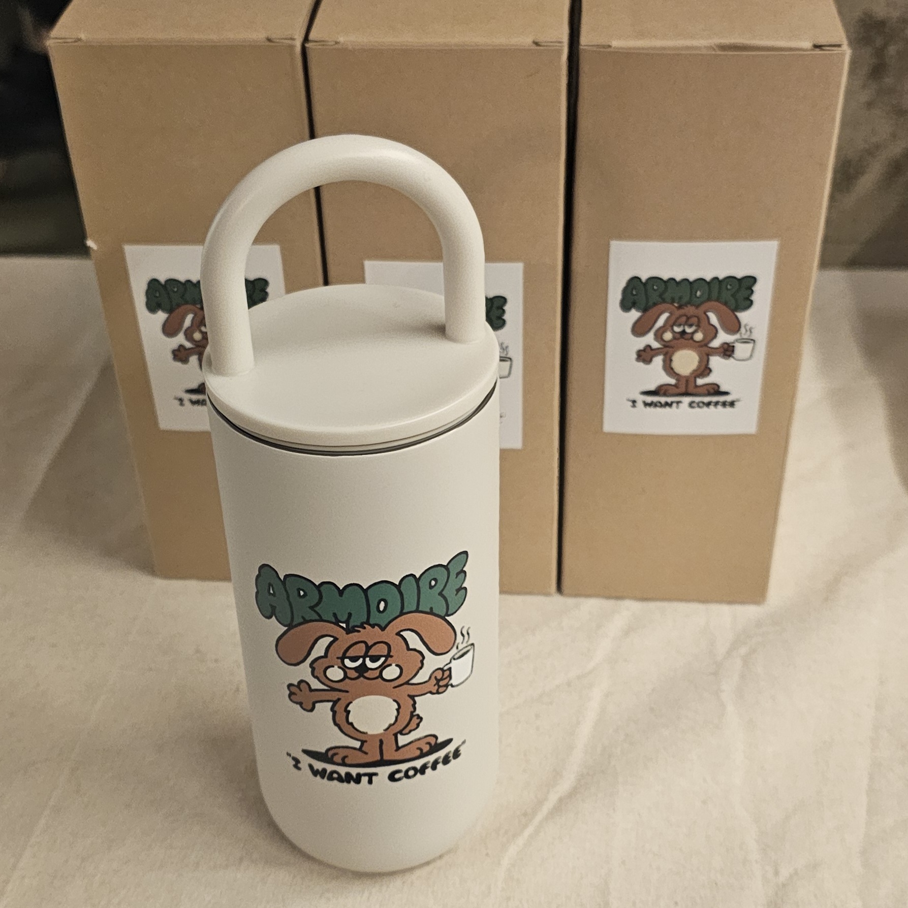 MouseRabbit 鼠兔咖啡廳ARMOIRE 衣櫥手拿保溫瓶