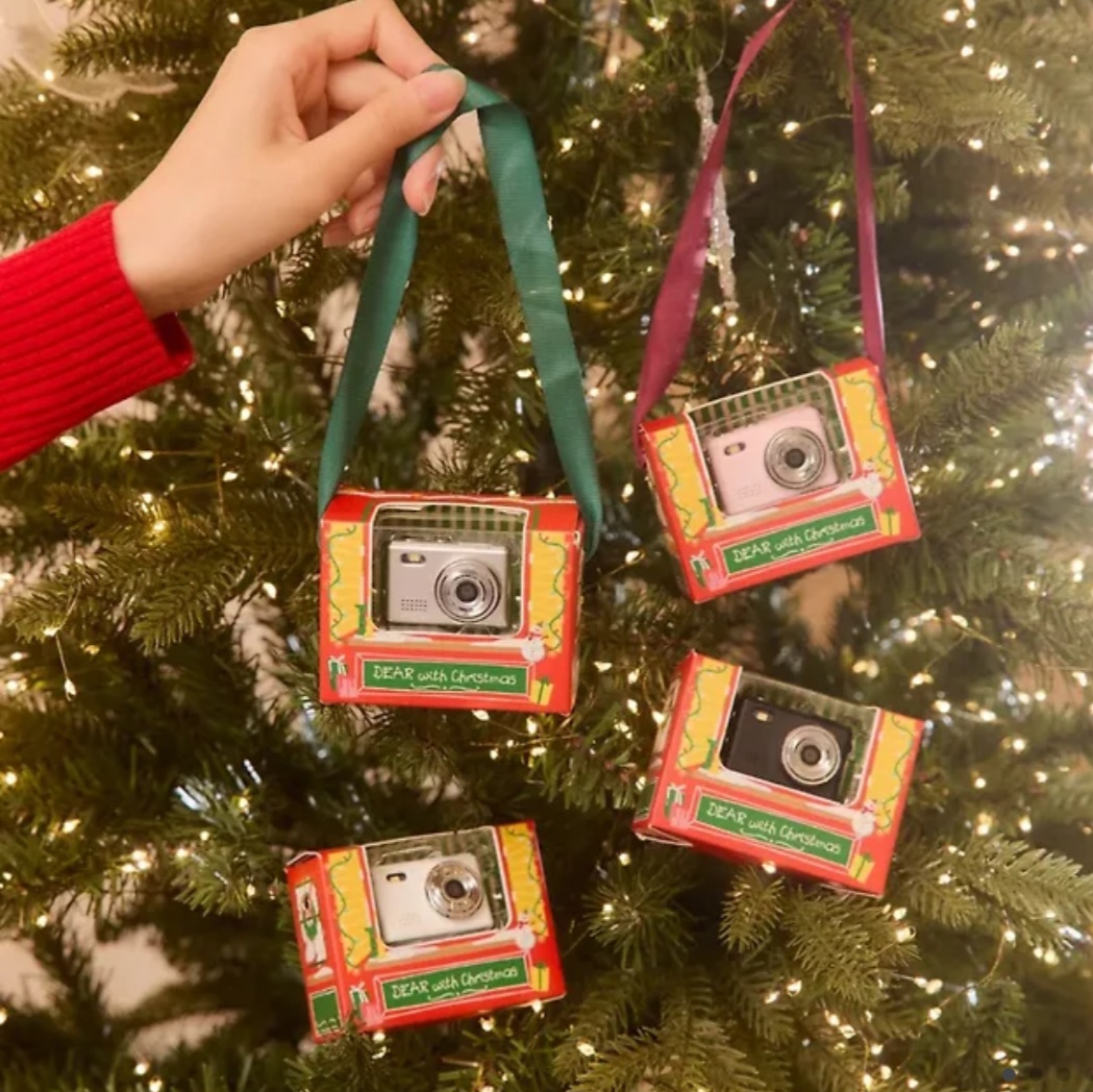 Y2KMiniCameraKeyring